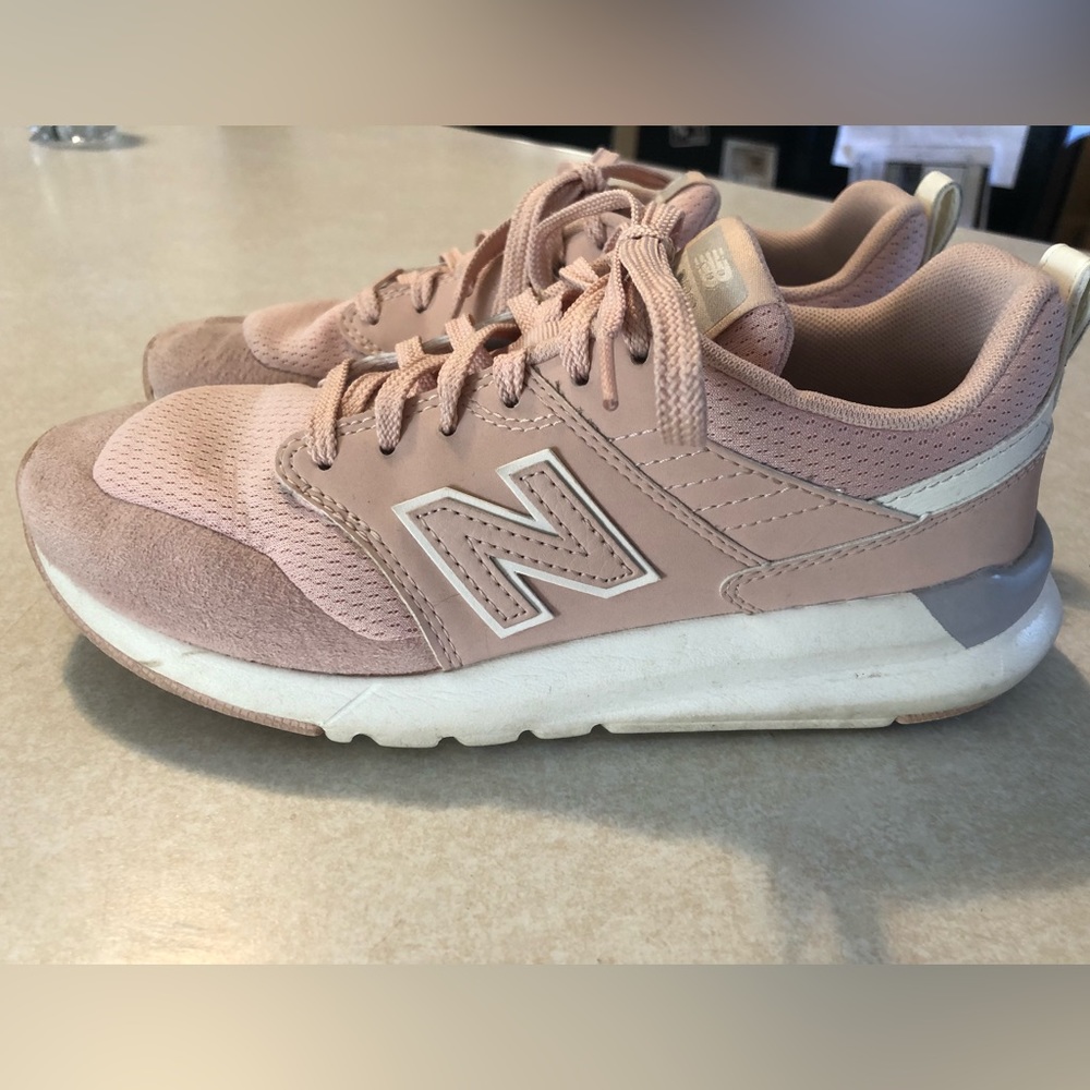 New Balance 009